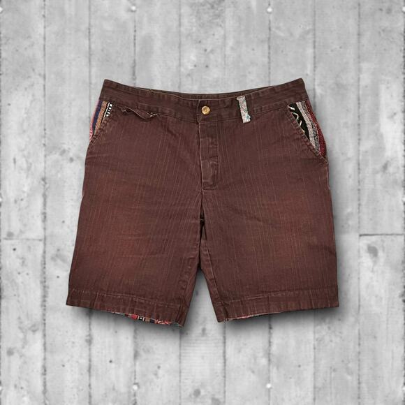 ★ Aztec Style Y2K Shorts w/ Multicolor Patch Pocket Detail ★ - Picture 3 of 7